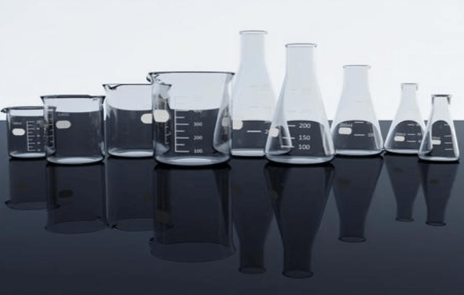 The Ultimate Guide to Properly Maintaining and Cleaning Your Laboratory's Chemical Beakers